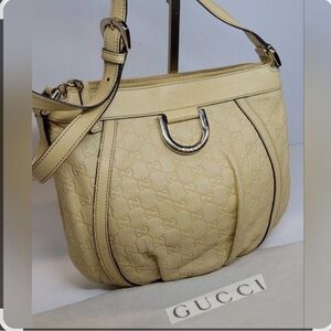 AUTHENTIC GUCCI crossbody purse